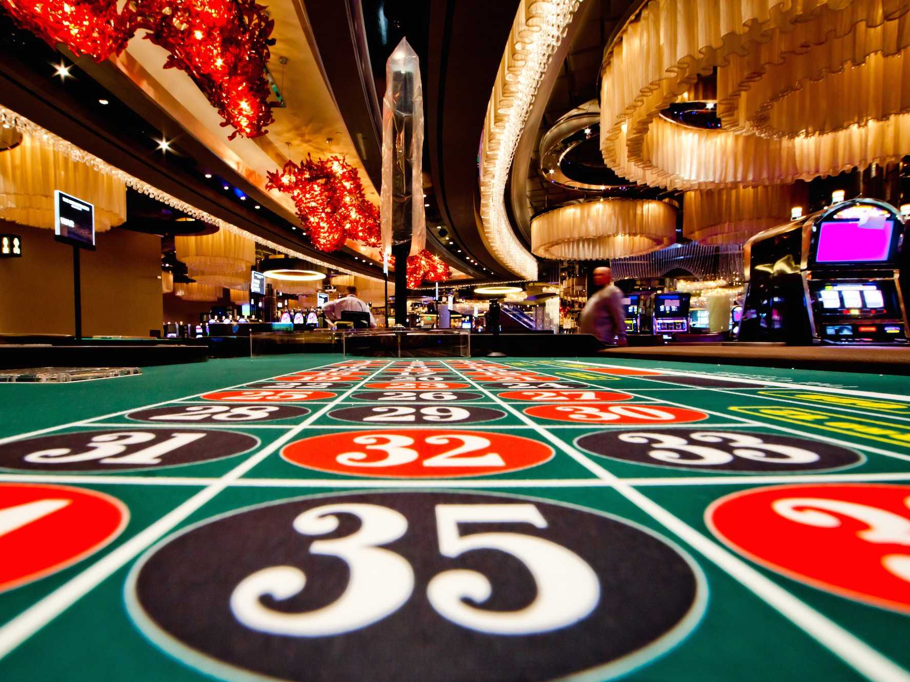 Slot Makinelerinde Riske Atmak: Stratejik Çıkarımlar
